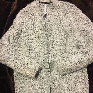 Kensie super soft grey sweater